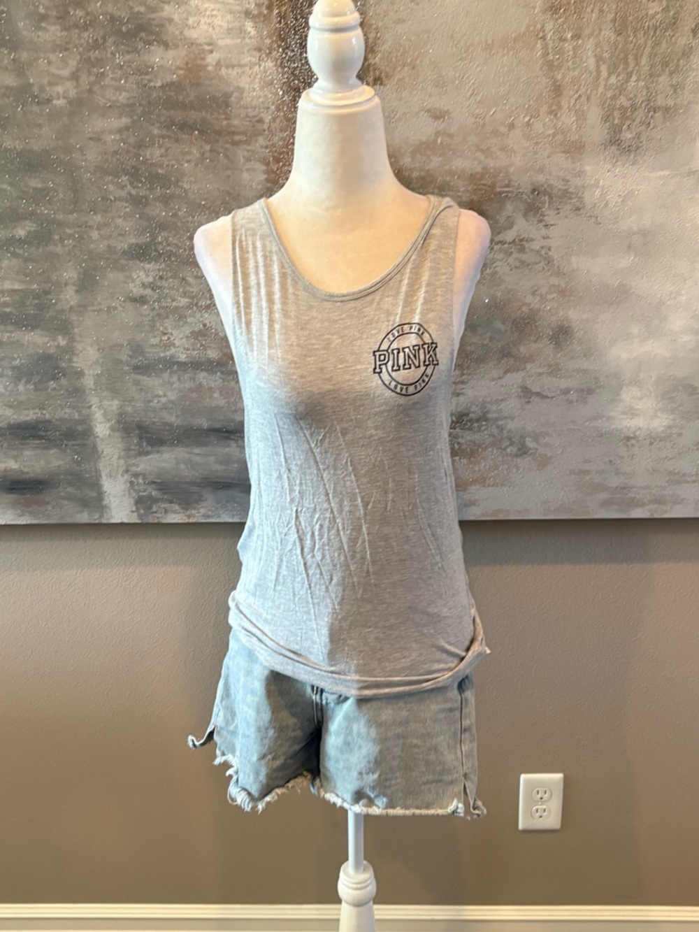 Women’s Victoria’s Secret Pink Graphic Tank Top